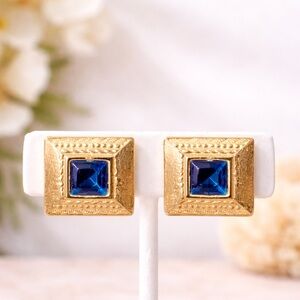 Vintage Monet Blue Crystal Square Pierced Earrings Gold Tone 1”